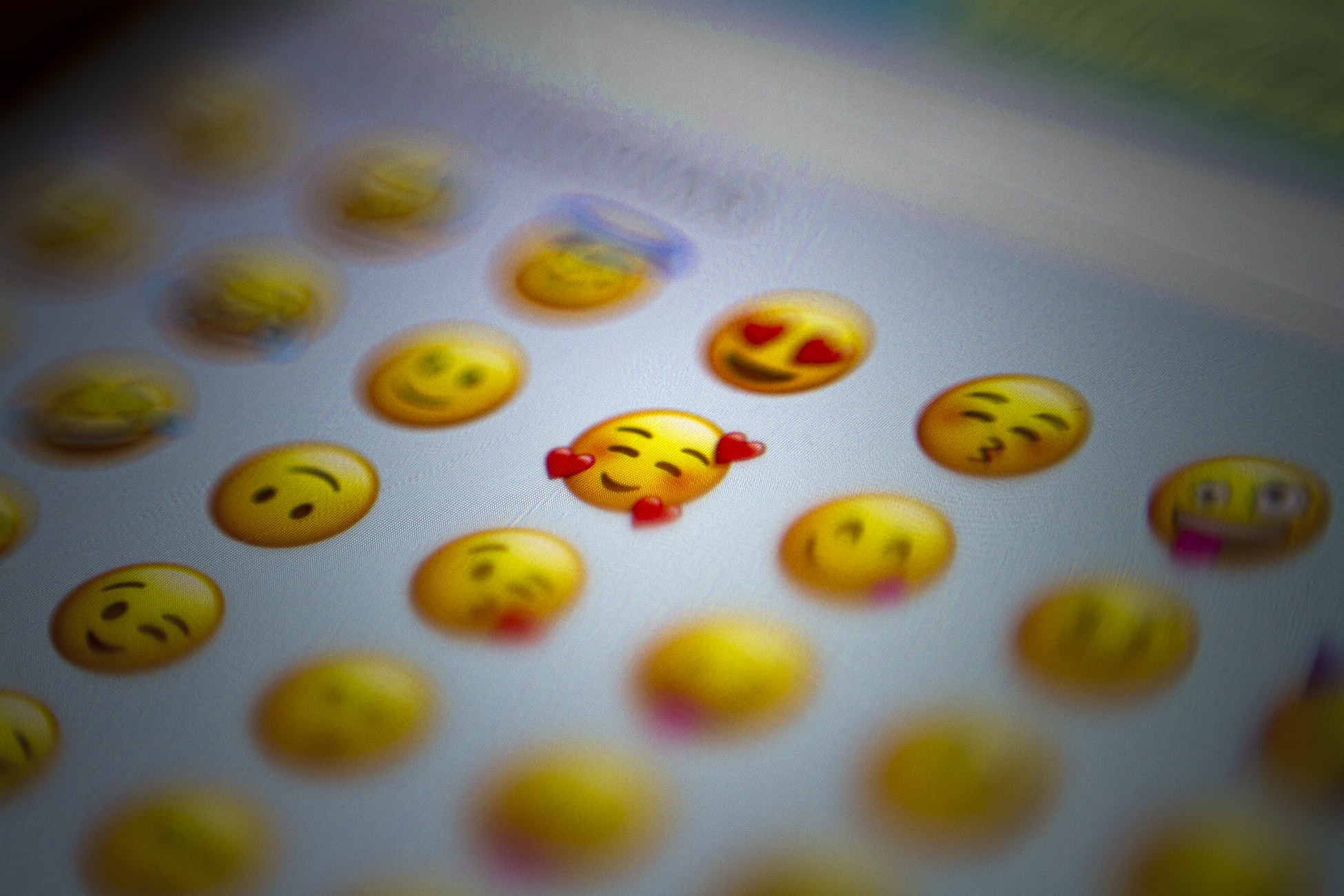 L’emoji a-t-il sa place dans les stratégies de communication ? 